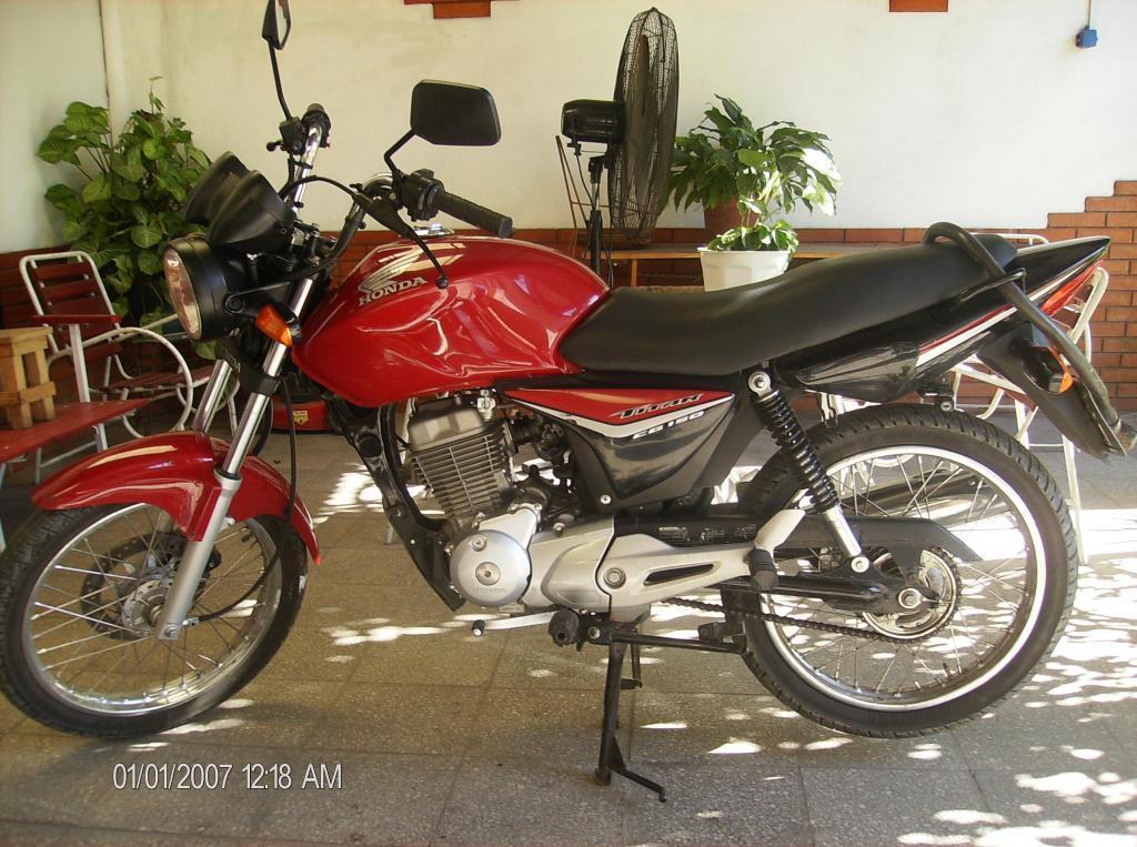 EXCELENTE OPORTUNIDAD! MOTO HONDA CG TITAN 2015