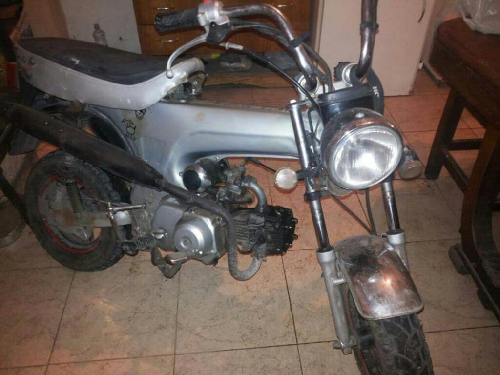 Honda Dax 70c.c. Japonesa Mod. 93