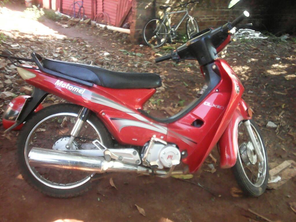 Vendo Moto Motomel