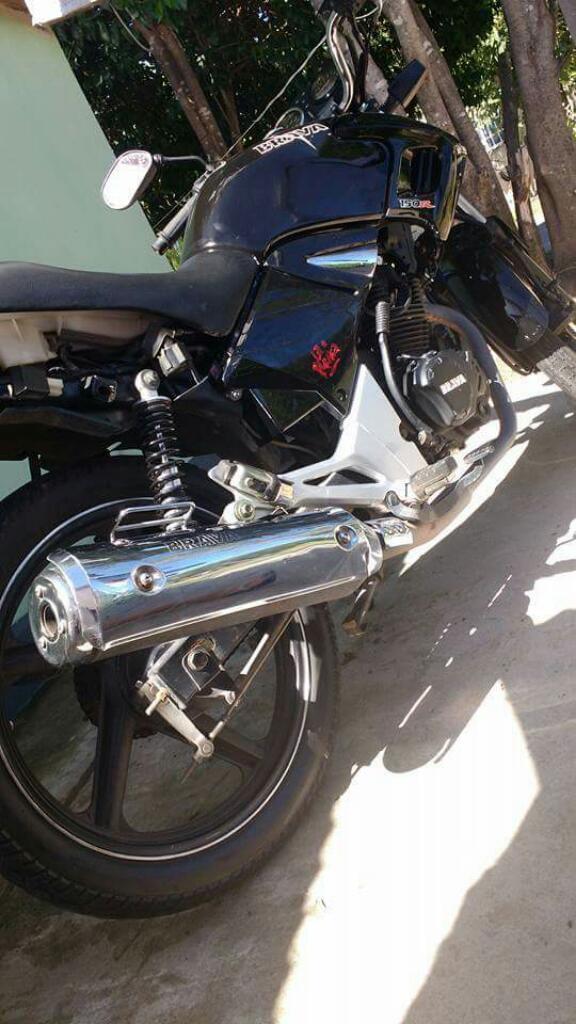 Vendo Brava Altino 150 . Año 2014