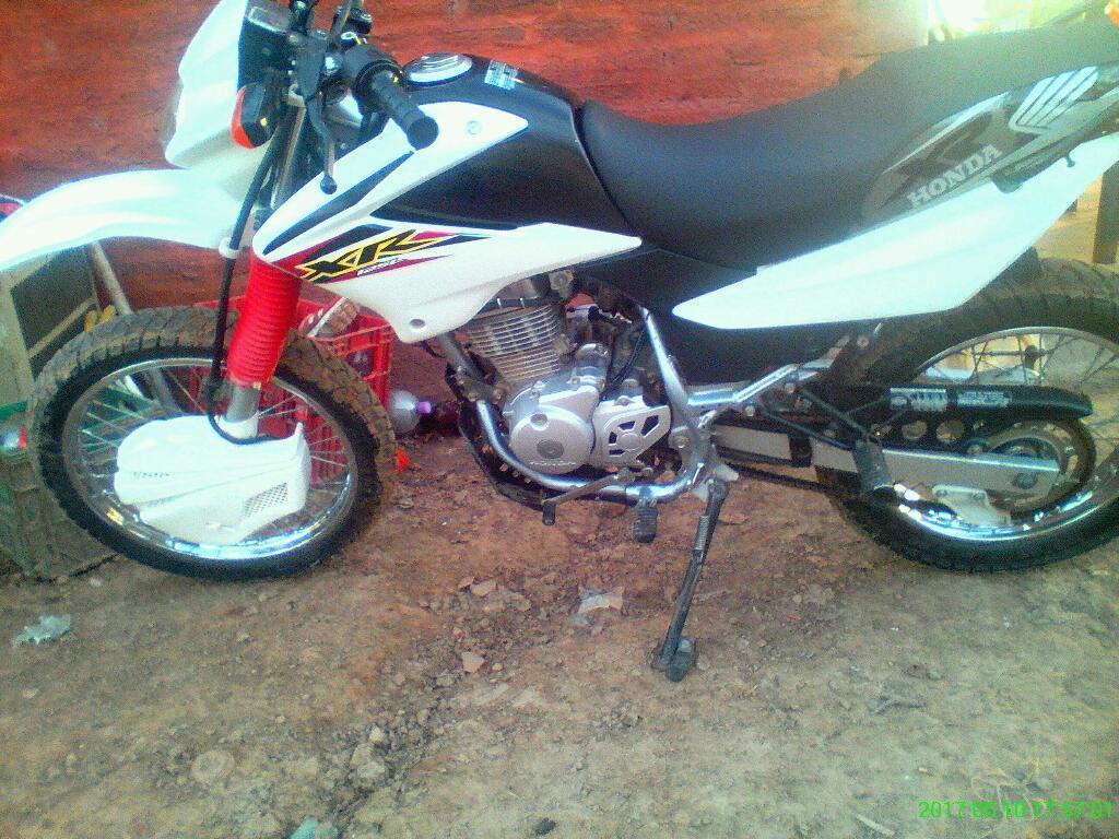 Vendo Honda Entrego X Tornado