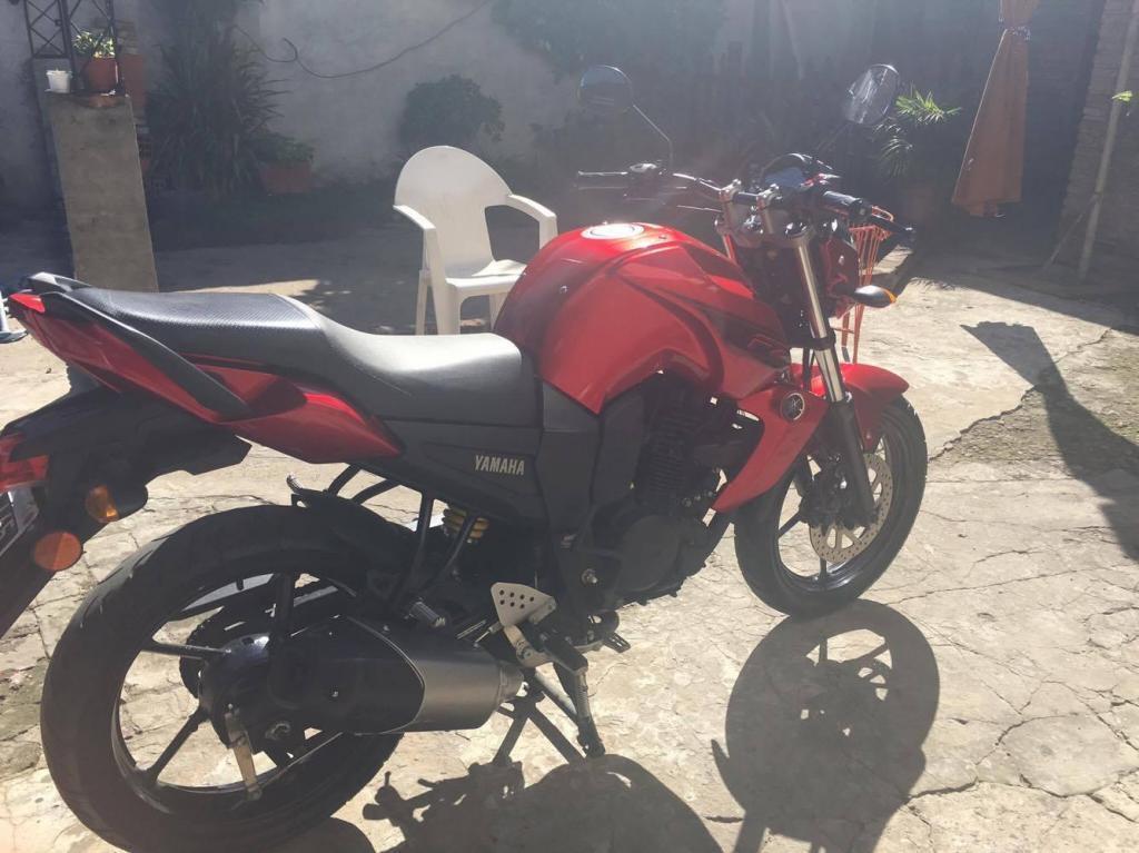 FZ Impecable, 2014 solo 8.300 km NO TE LA PIERDAS