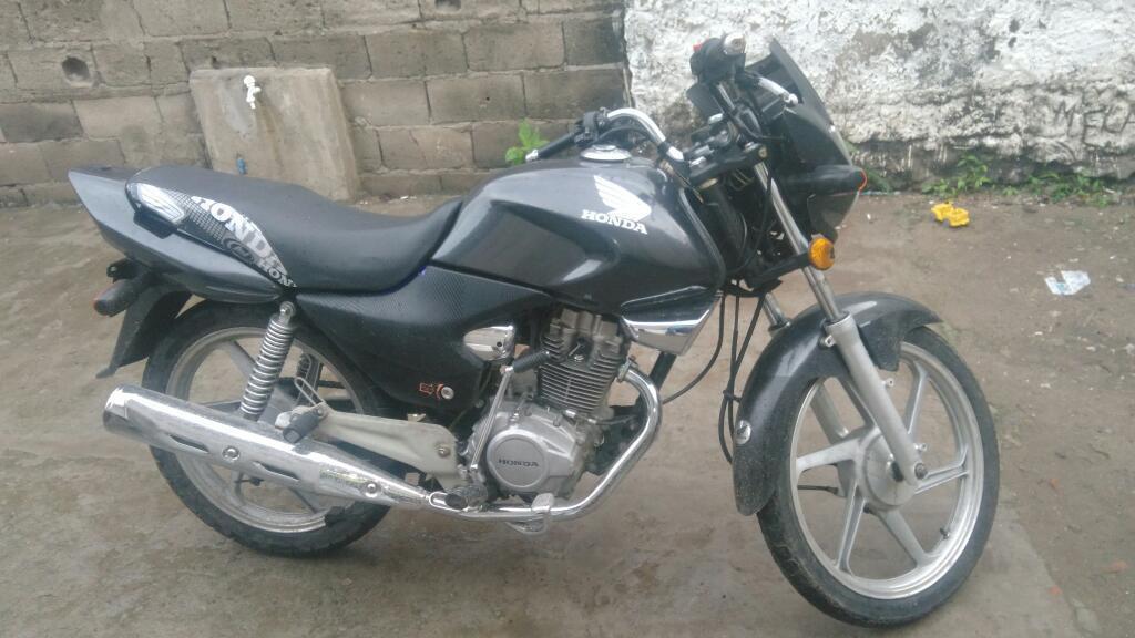 Vendo Honda Storm O Permuto por Fiat 147