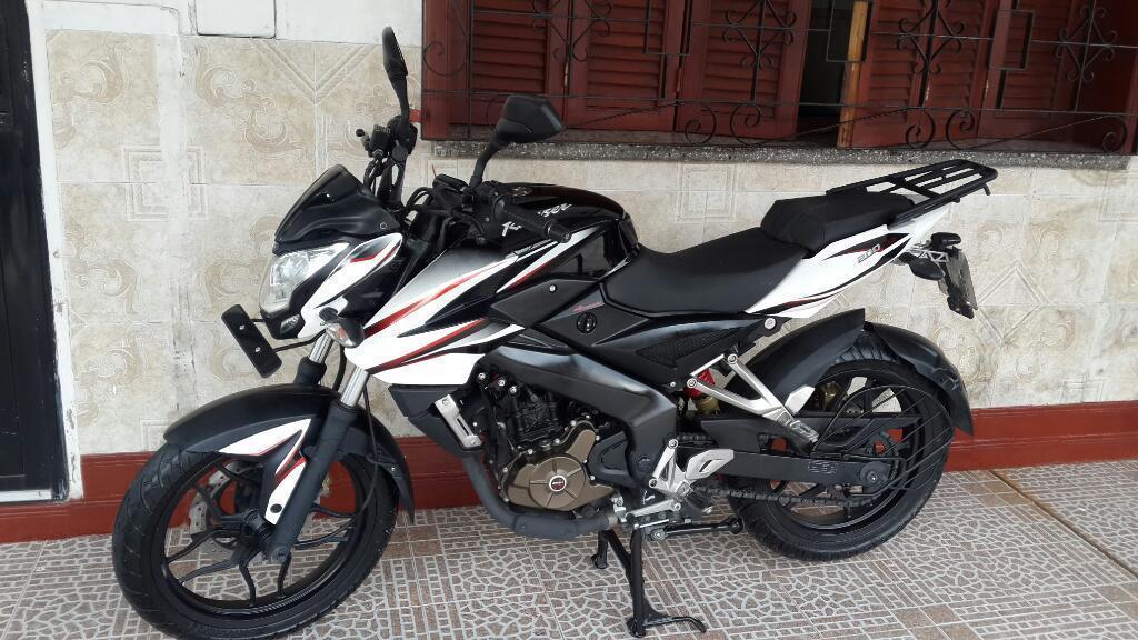 Bajaj Rouser 200ns 2015 7000km