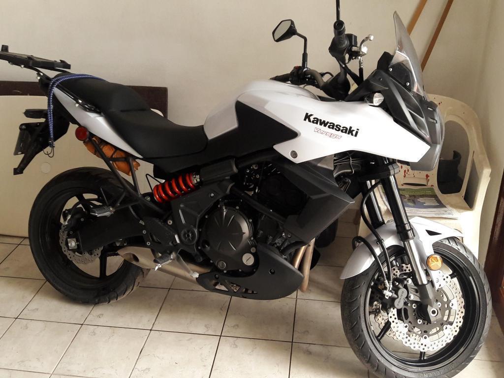 Kawasaki Versys 650cc,modelo 2013.POCOS KM. $ 250.000