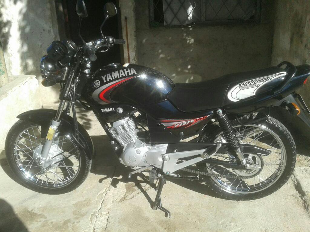 Moto Yamaha Impecable