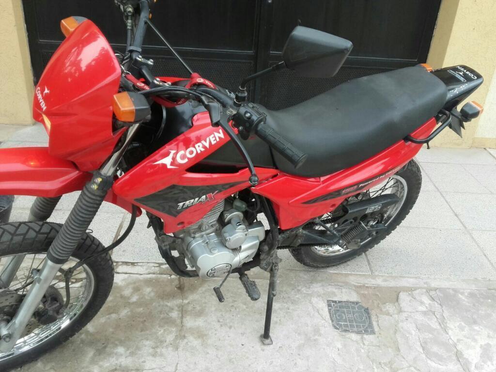Vendo Moto Corven 150cc con Tranf