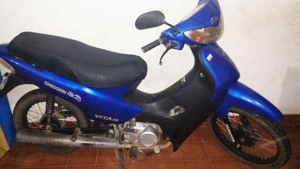 VENDO 2015 EXELENTE ESTADO!!! 13.800 ENTREGA 8500 Y CUOTAS
