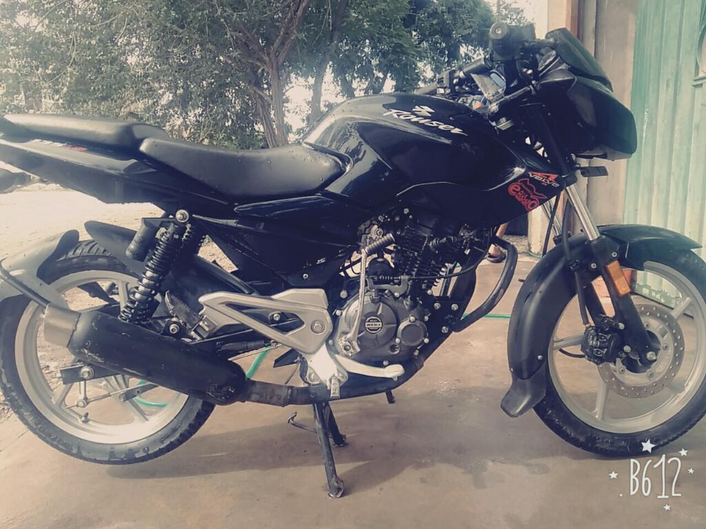 Bajaj Rouser 135