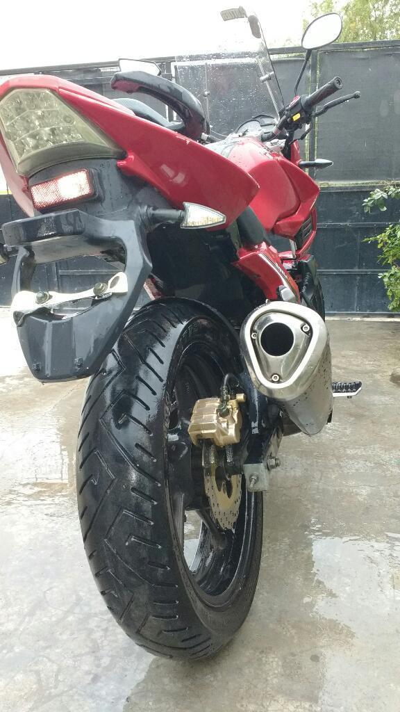 Vendo O Permuto Aqila 200