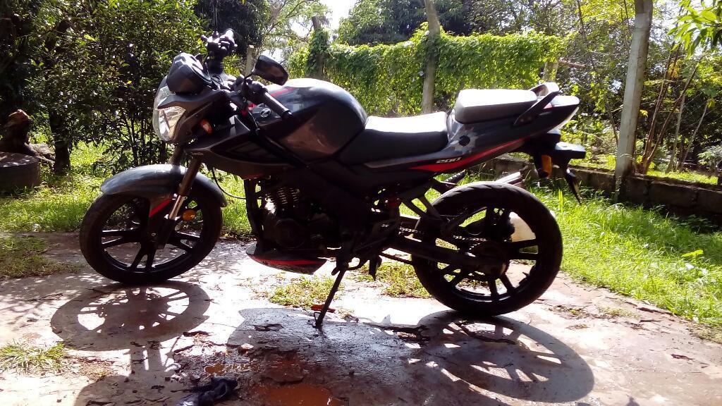 Vendo O Permuto Zanella Naked 200