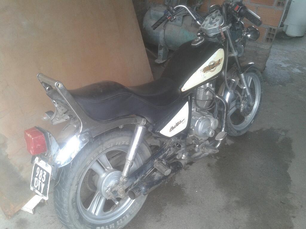 Motomel Custon 150