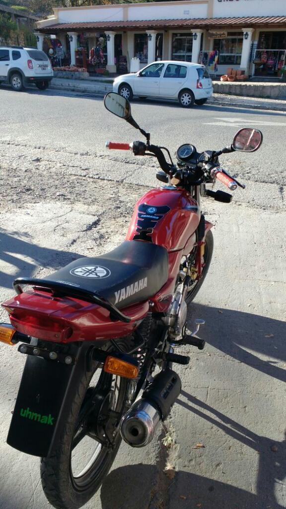 Vendo Moto Yamaha 125 Ybr
