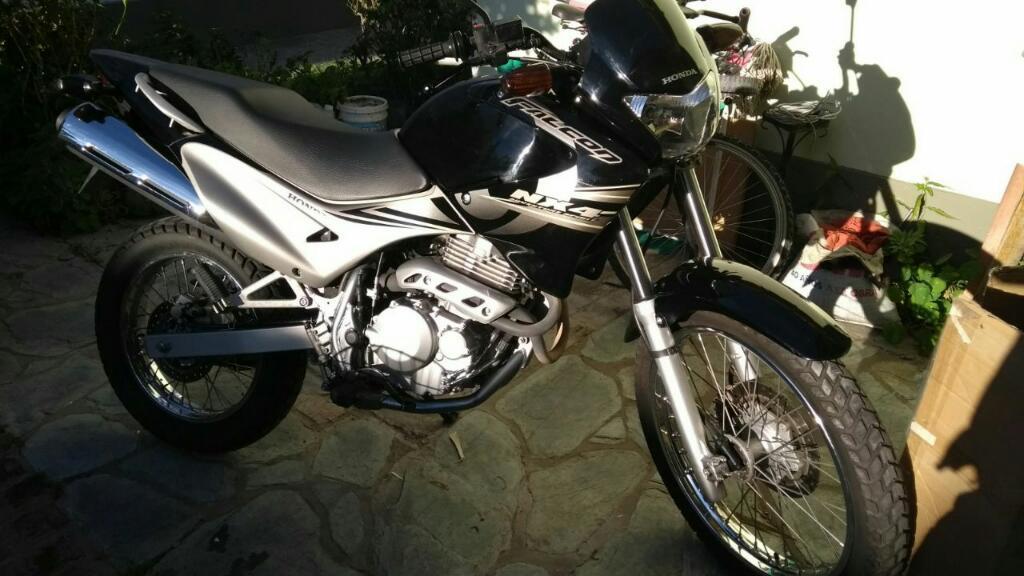 Oportunidad Honda Falcon 400