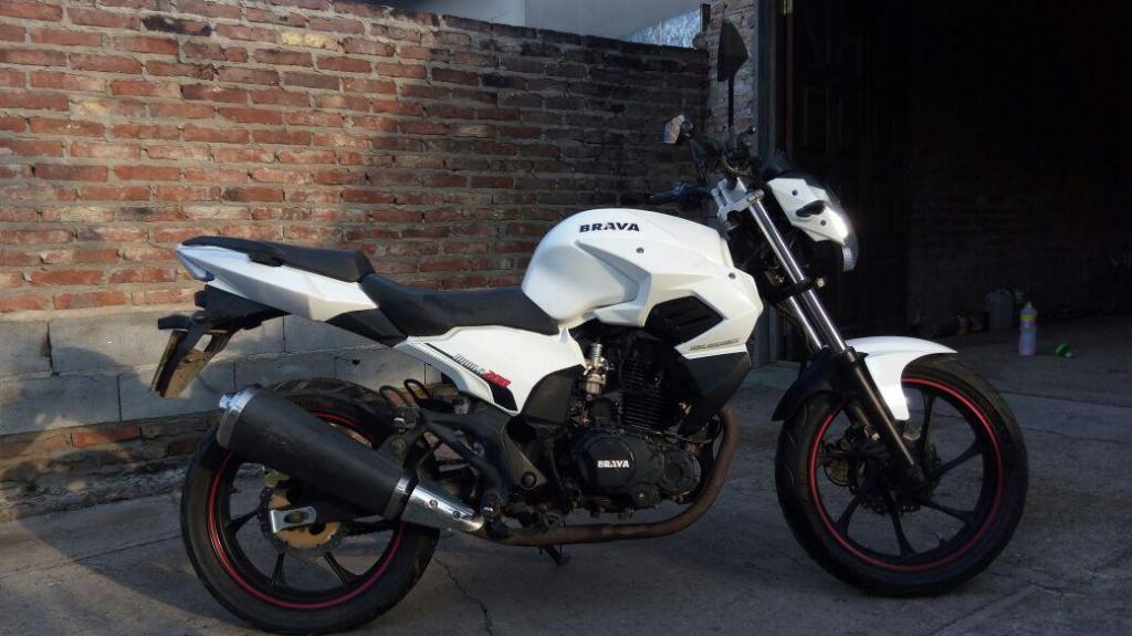 vendo brava aquila 200, año 2013