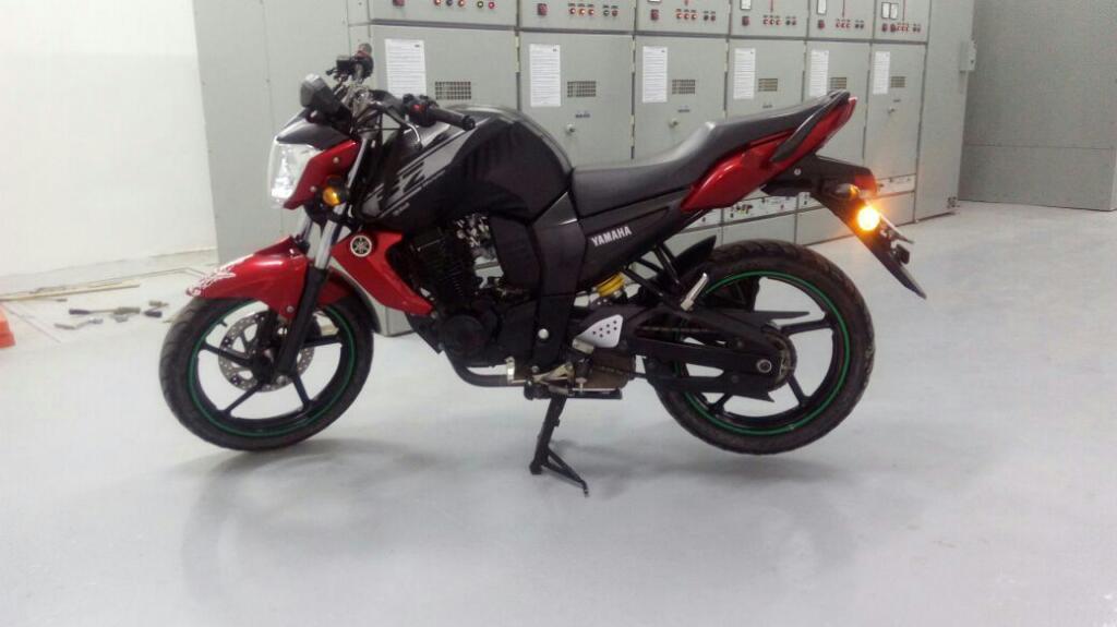 Vendo Fz16 Modelo 2015