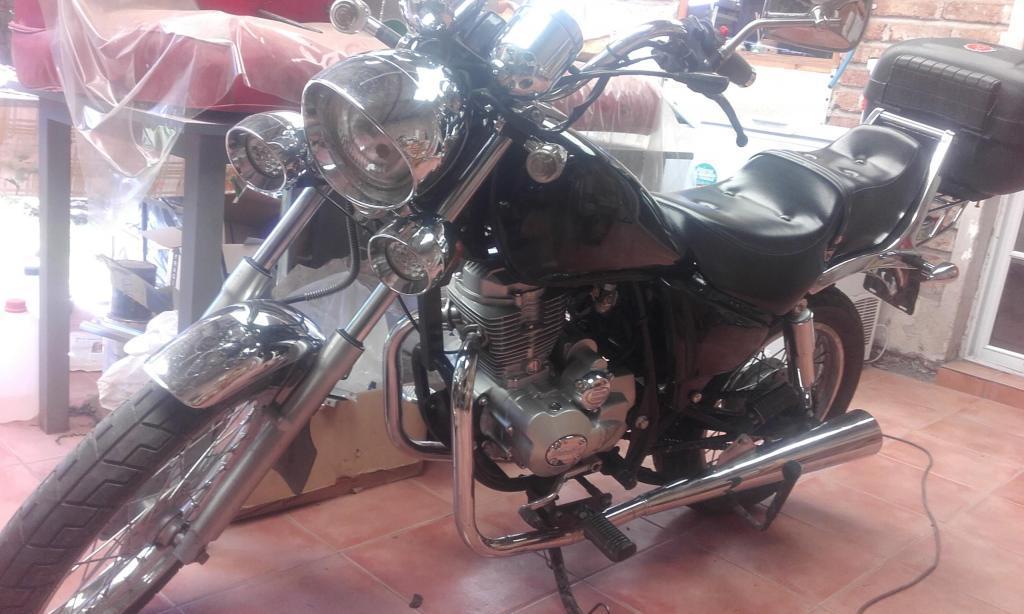 Motomel Custom150 impecable