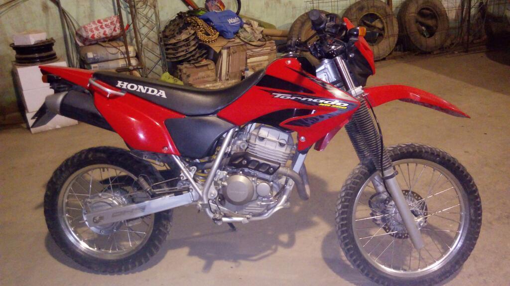 Vendo Honda Tornado