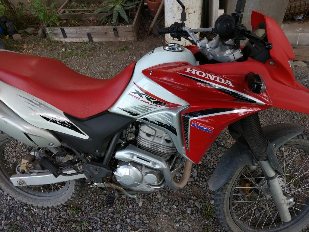 Honda Xre 300 Rally