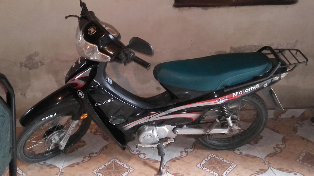 Vendo Moto Motomel