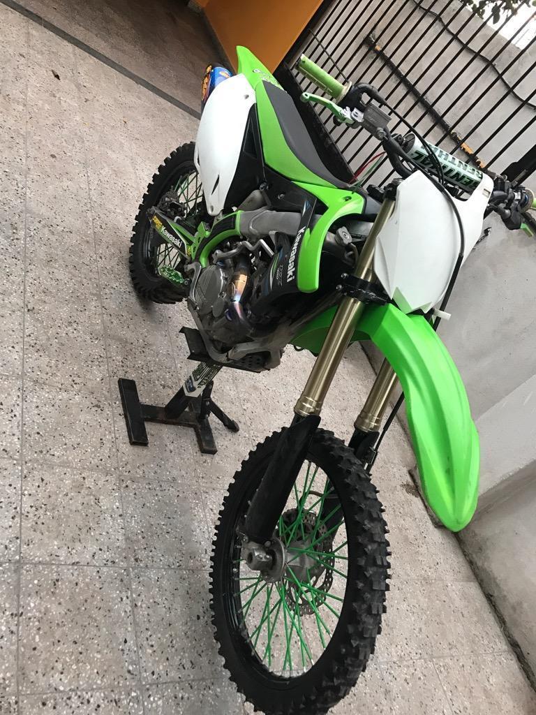 Vendo Kawasaki Kx450F