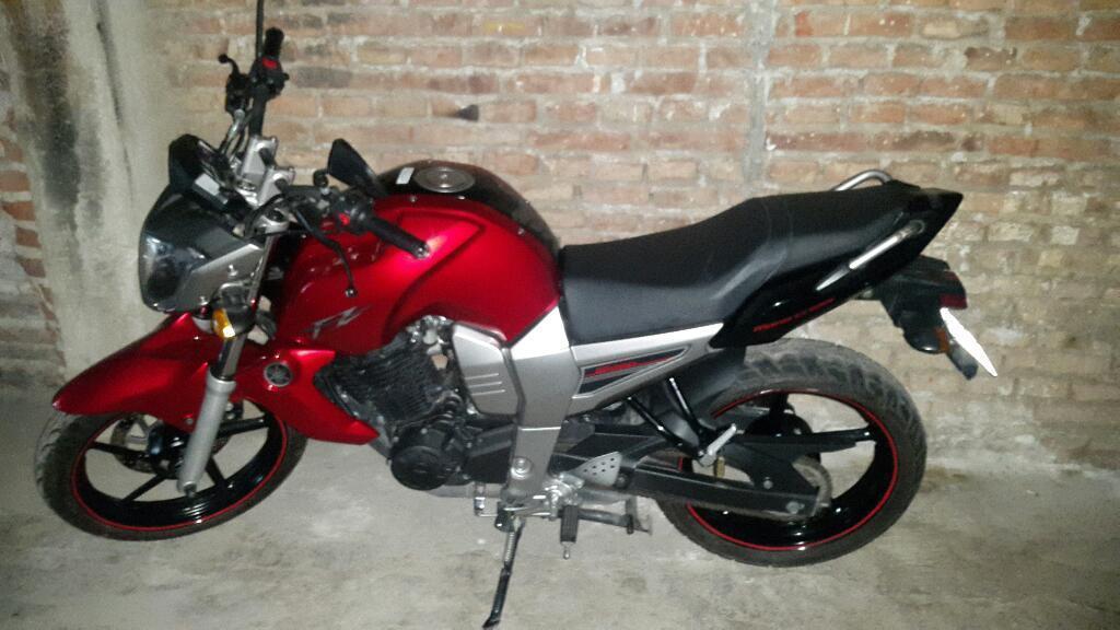 Vendo Moto Fz