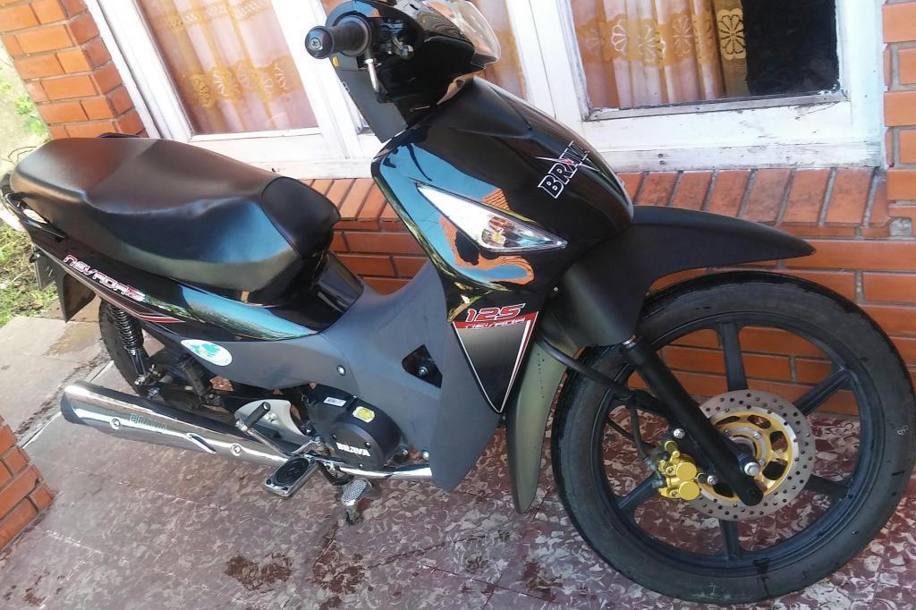 Vendo Brava Nevada 125cc full mod 2016. 2.500 km !