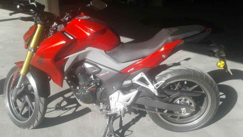 Vendo O Permuto Honda Cr190 2016 6000km