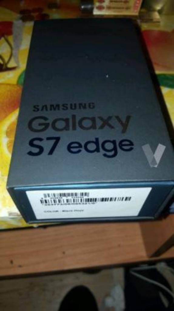 Permuto S7 Edge Y Ps4 por Moto