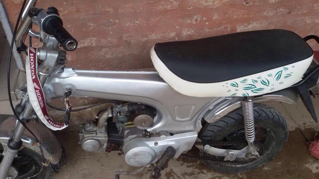 Vendo Honda Dax 98 Impecable