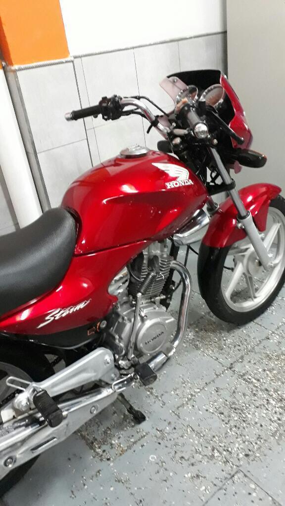 Vendo Honda Storm 125cc 2012