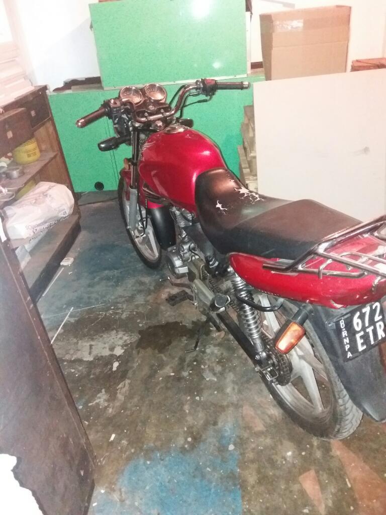 Vendo Moto Honda Storm