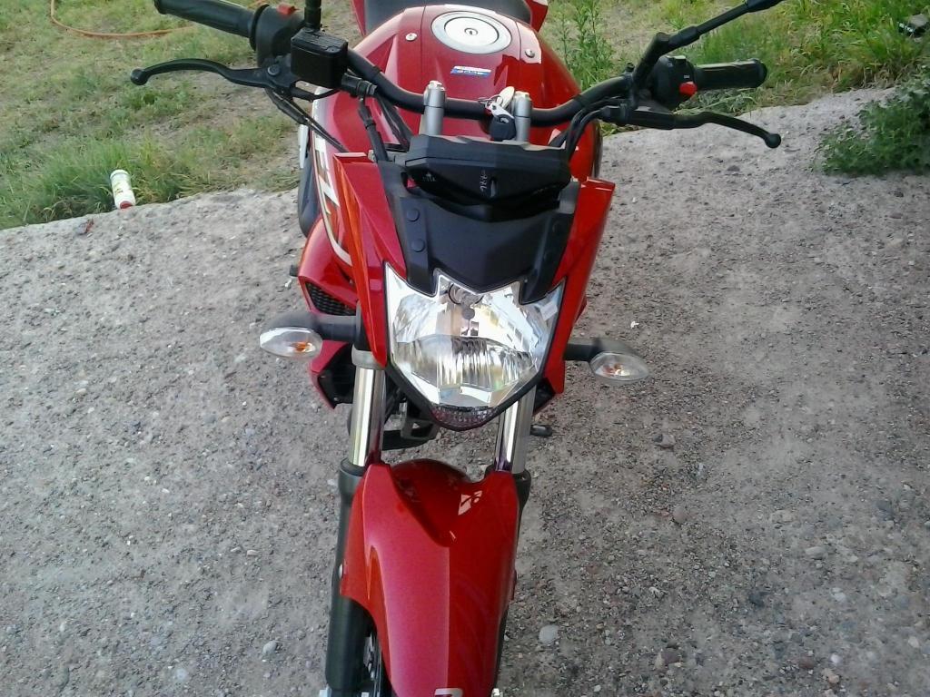 UNICO DUEÑO IGUAL A OKM VENDO YAMAHA FZ F12.0 INYECCION TITULAR