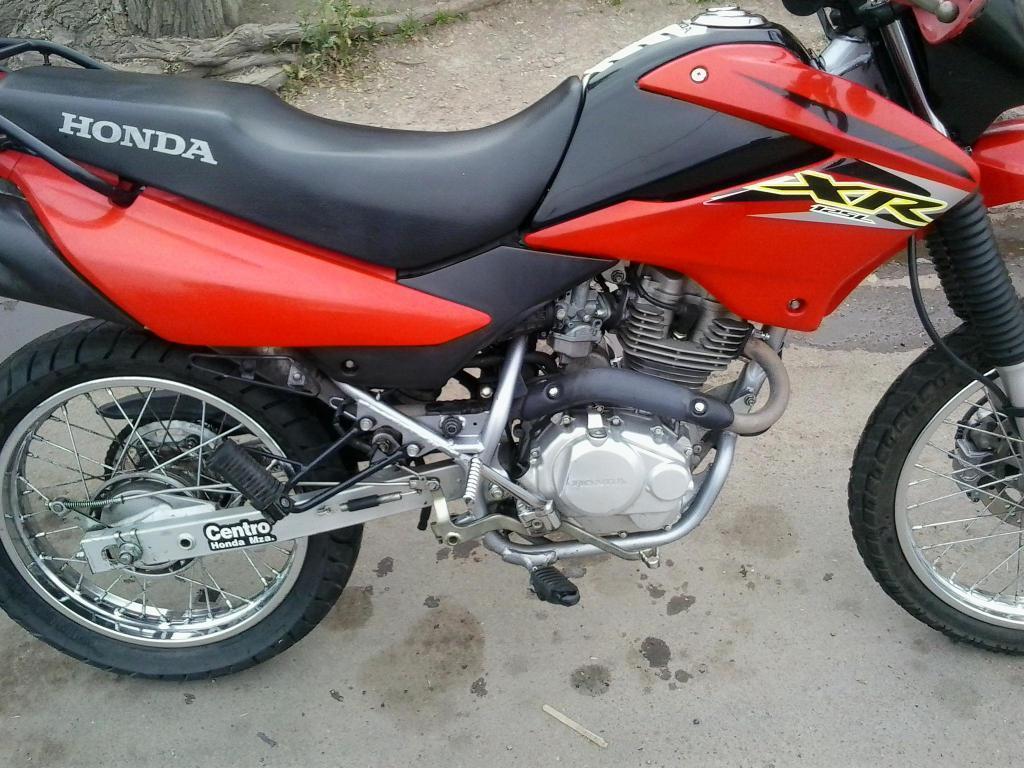 VENDO O PERMUTO HONDA XR 125 L MOD.2013 EN EXCELENTE ESTADO POCO USO