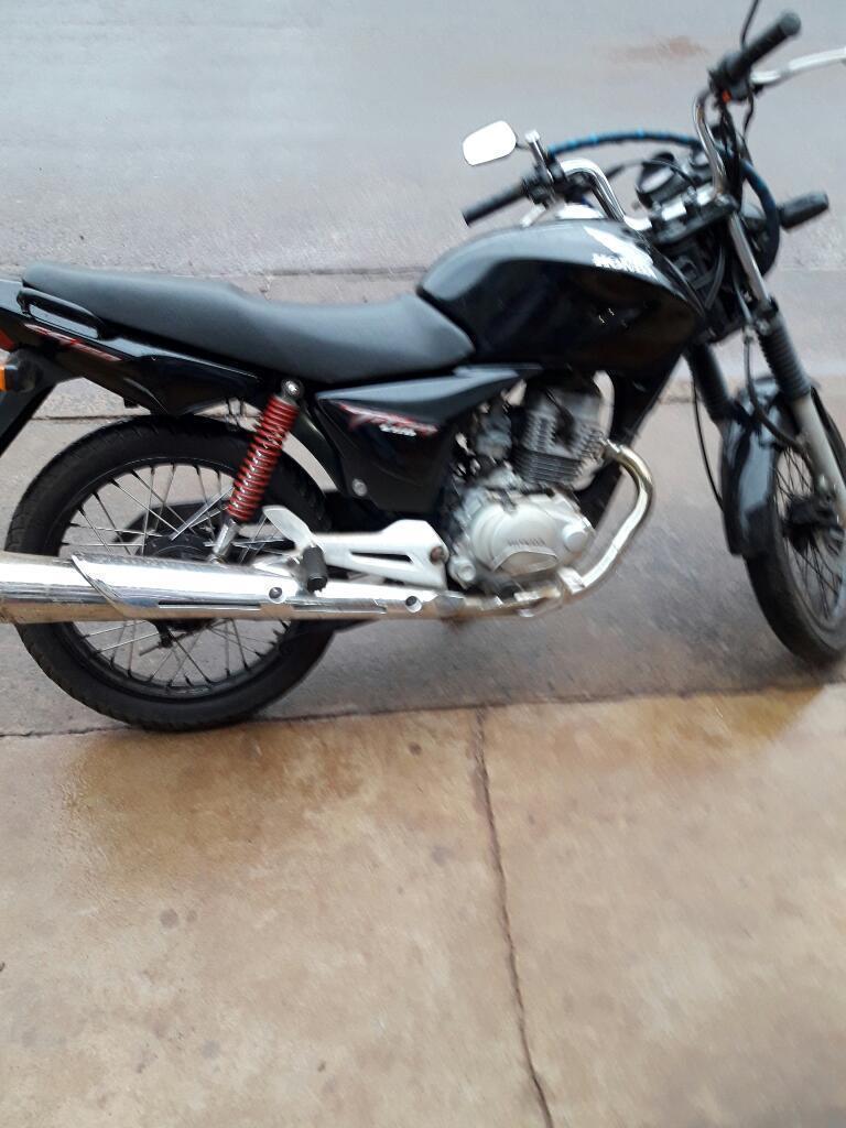 Vendo O Permuto Cg Titan 2012