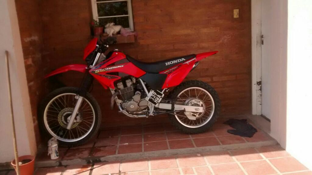 Vendo Honda Tornado 2011, 19mil Km