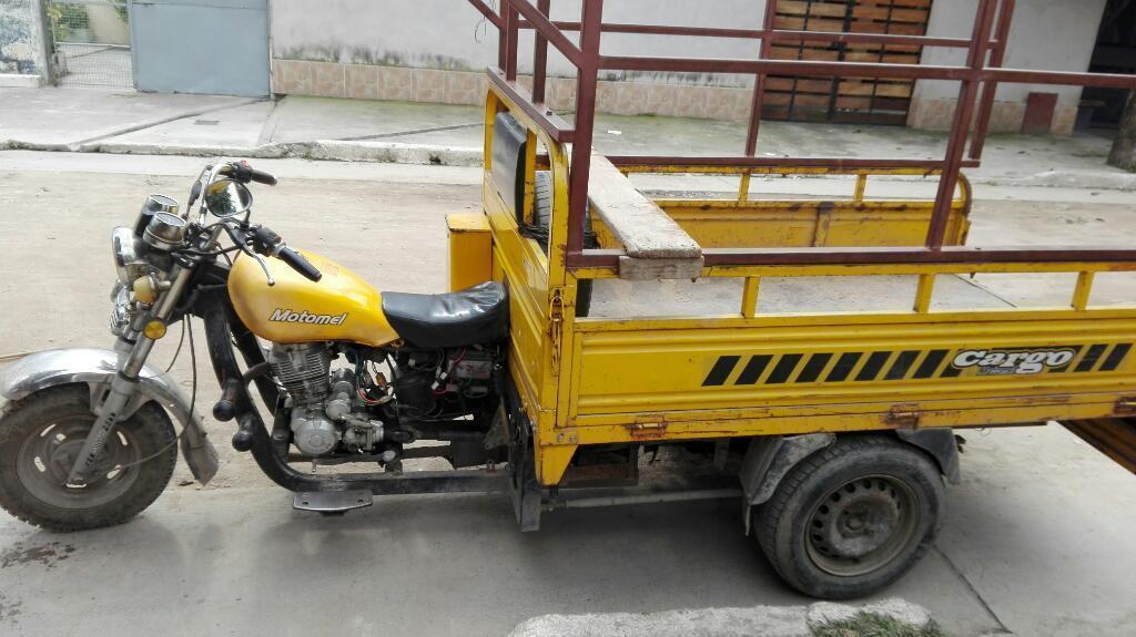 Vendo Moto Caro