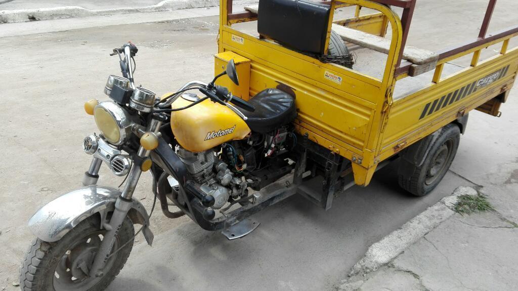 Vendo Moto Caro