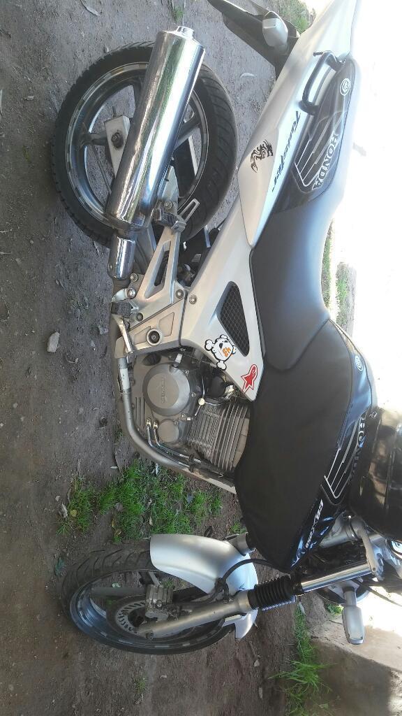 Vendo Honda Twister O Permuto por Auto