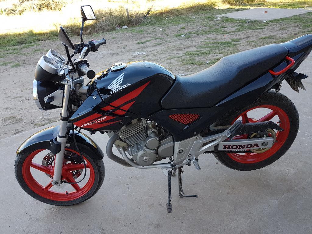 Honda Twister 250 2012 Impecable