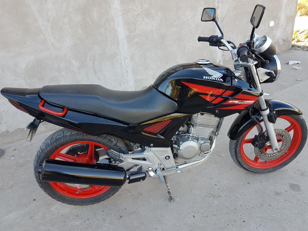 Honda Twister 250 2012 Impecable