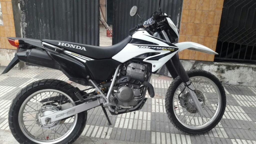 Vendo Tornado 2013 con 9mil Km