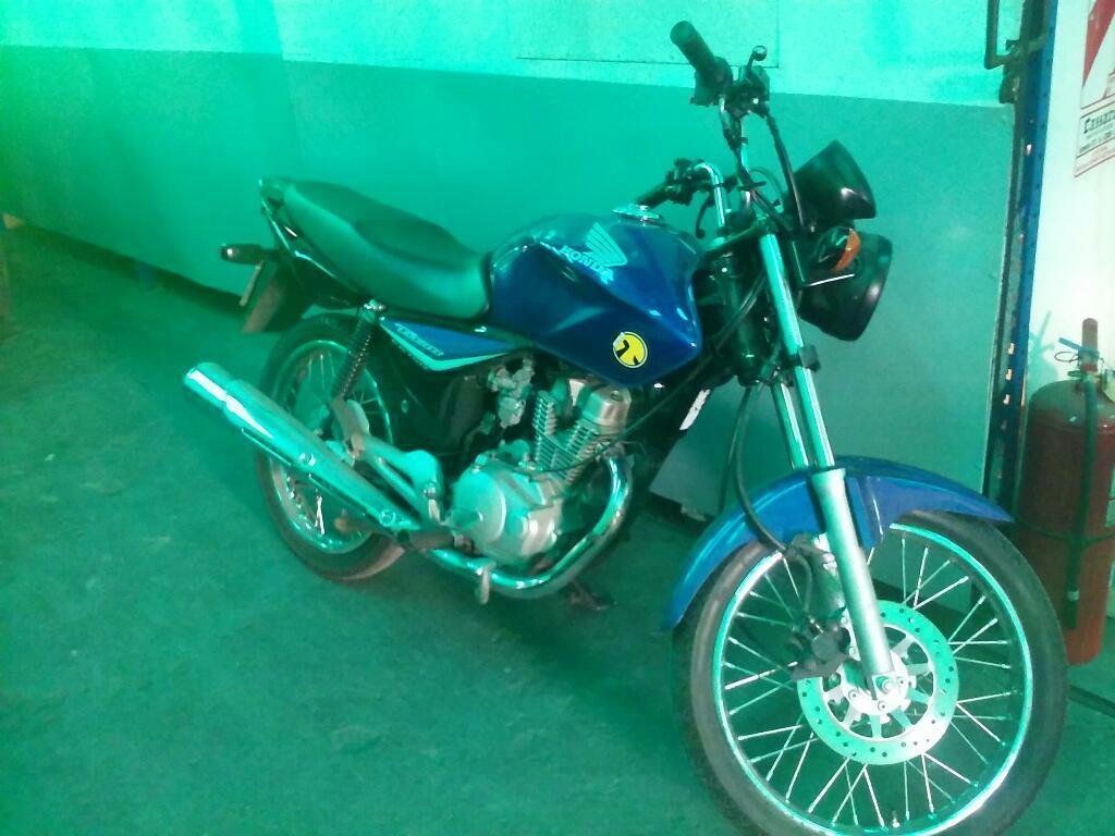 Vendo Titan 2014