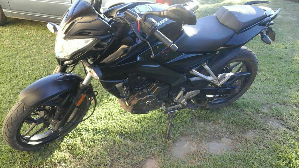 Vendo O Permuto Rouser 200 Mod.2014