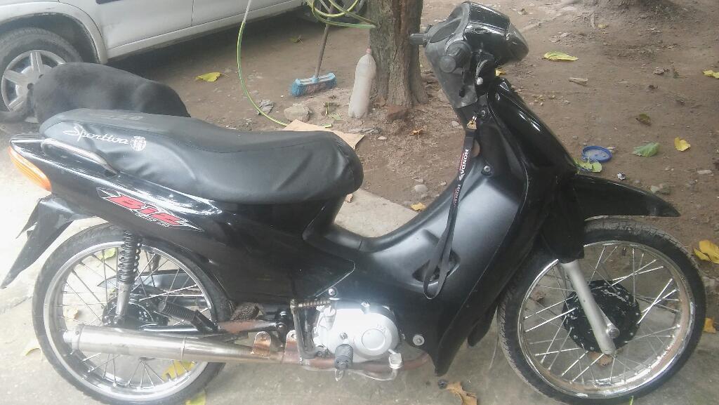 Vendo Honda Biz Modelo 2000