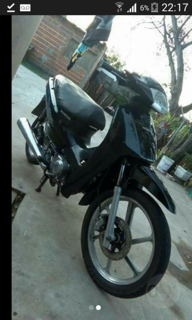 Vendo Honda Biz 105 con Todos Los Papels