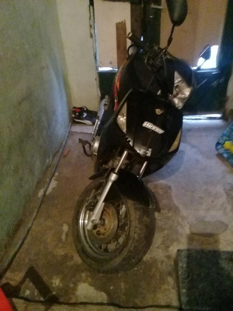 Vendo Moto Force 2 125