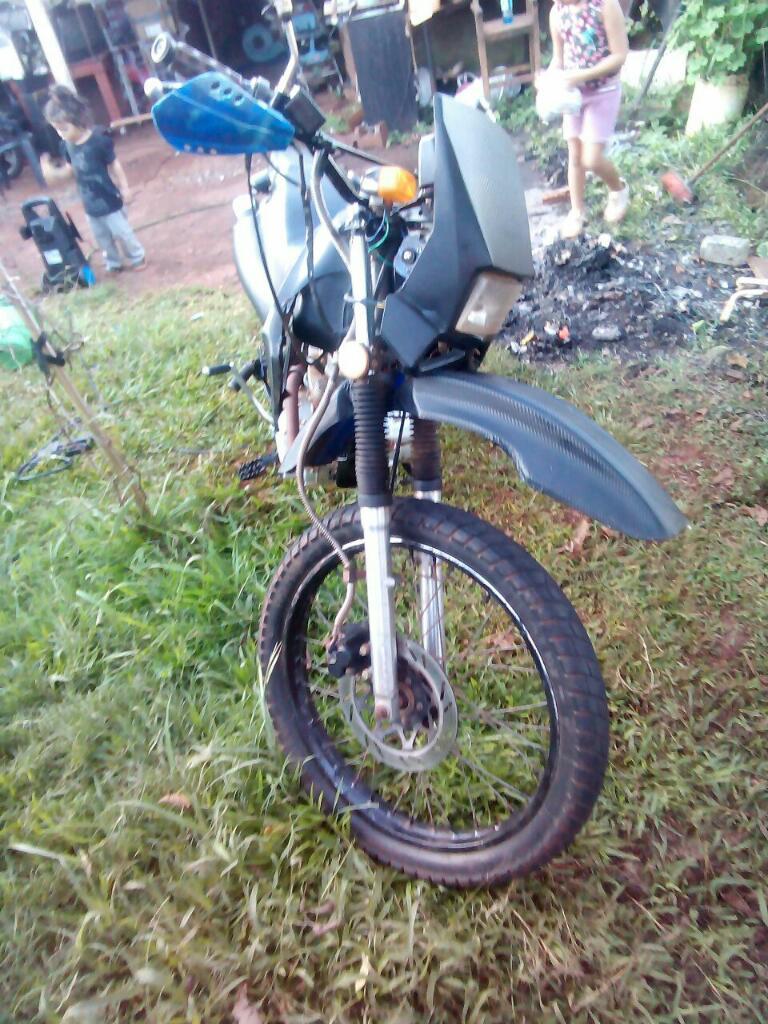 Vendo O Permuto Mondial 150 Cros