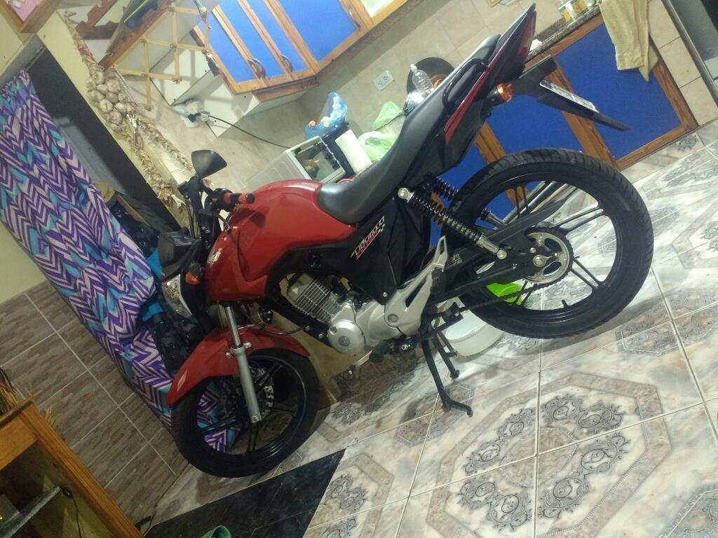 Honda Titan New 150cc / Vendo - Permuto