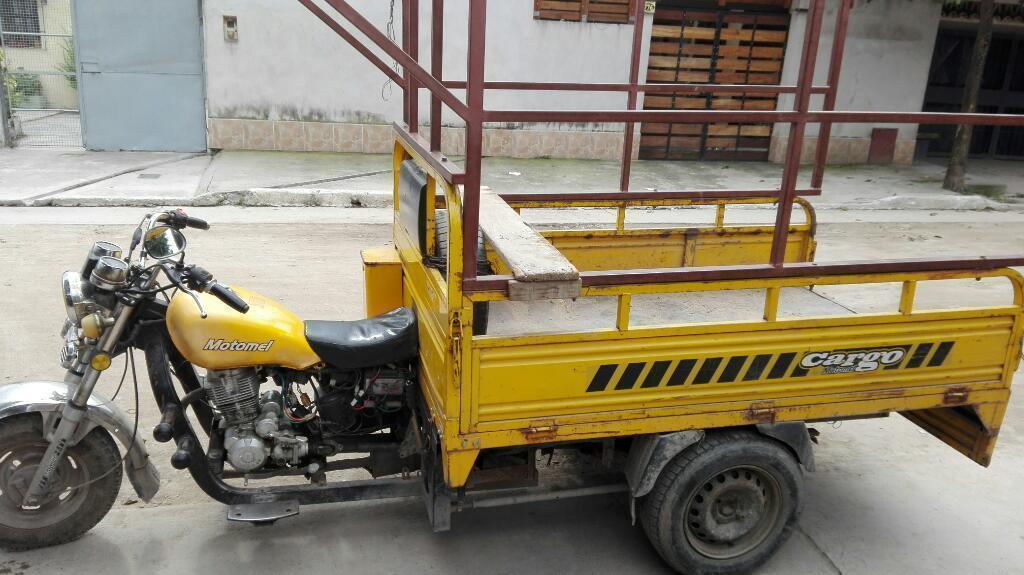 Vendo Moto Caro